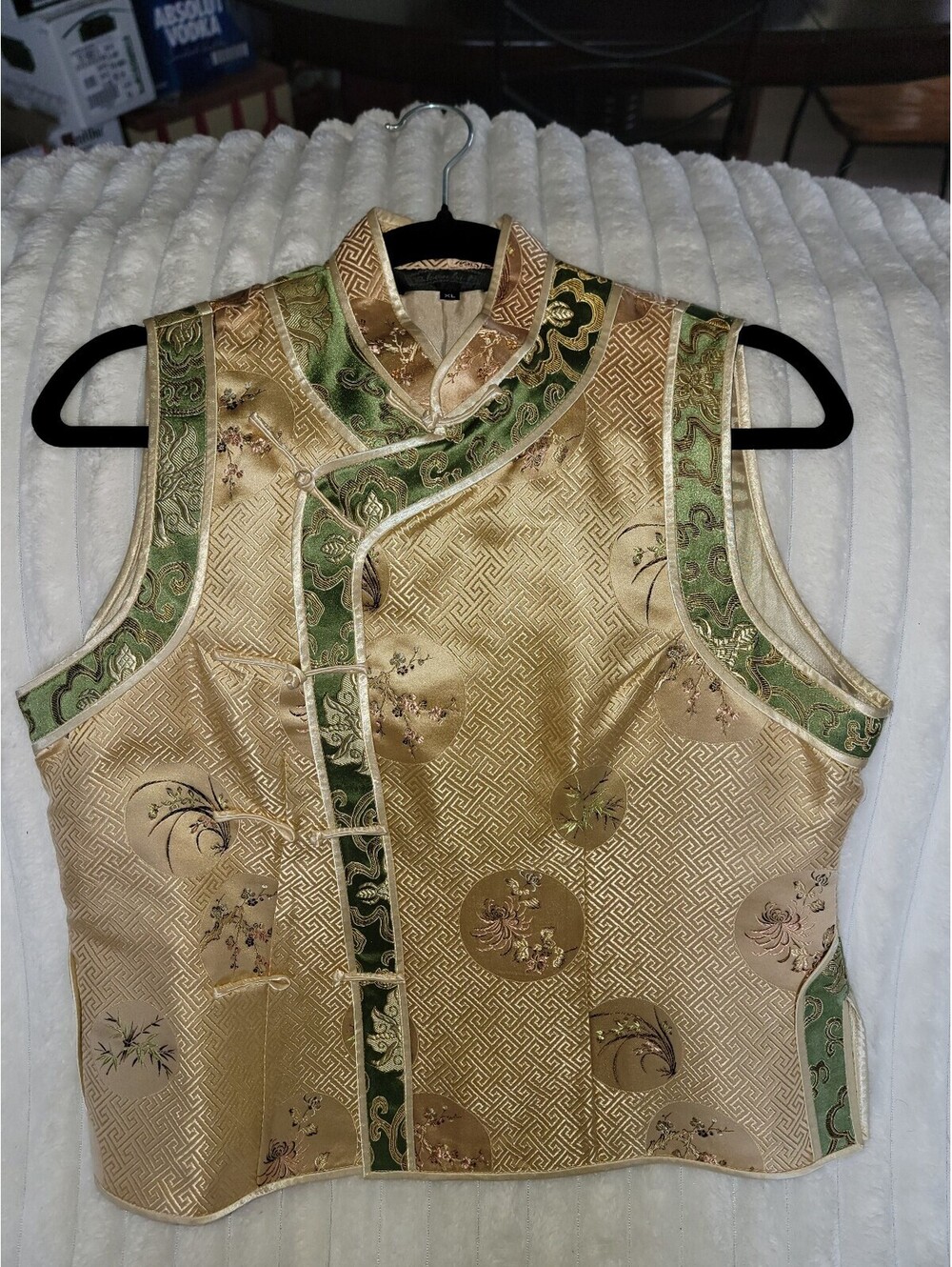 Kenki XL Silk Gold and Green Satin Brocade Asian Style Sleeveless Vest